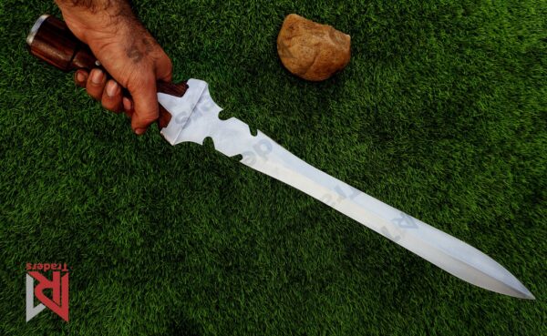 Custom Machete Swords | Unique & Personalized Designs